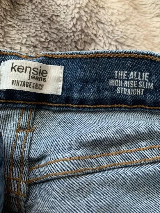 4/$30 Kensie Blue Distressed Jeans - Picture 4 of 4